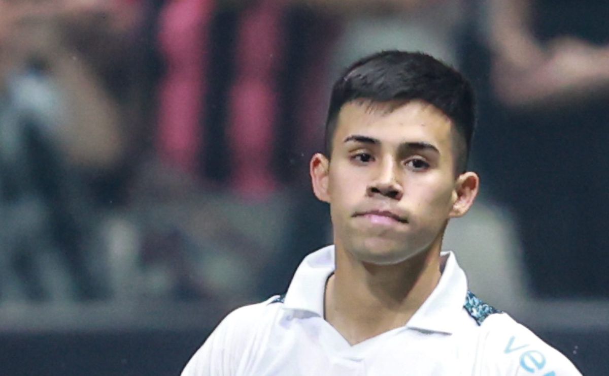 Grêmio não para na saída de Alexander Aravena e Cristaldo está com os dias contados no clube