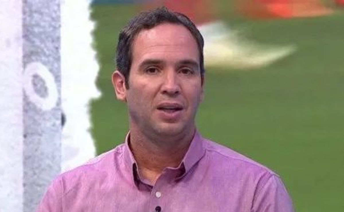 Caio Ribeiro destaca superioridade do Botafogo diante do Nacional de Potosí: “Se jogar bem, enfia cinco”