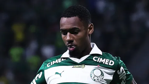 Allan, meia do Palmeiras