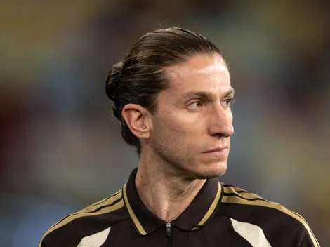 Filipe Luís se posiciona no Flamengo após fala sobre Vinícius Júnior