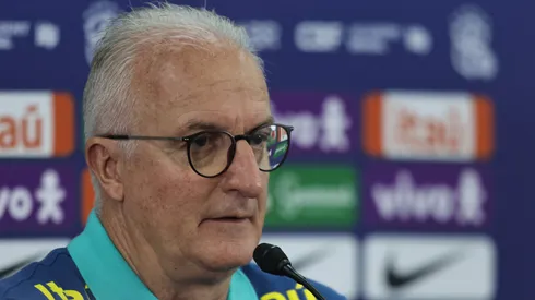 Dorival durante coletiva de imprensa na época que foi técnico do Brasil.