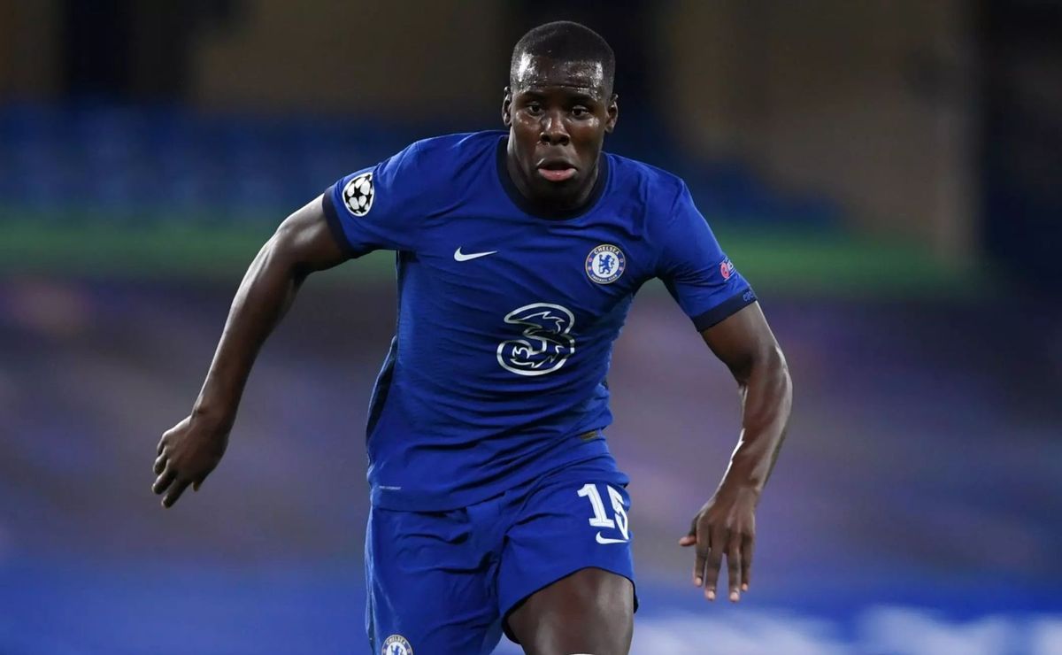 Remo contata ex-zagueiro do Chelsea e monitora a situação de Kurt Zouma no mercado da bola