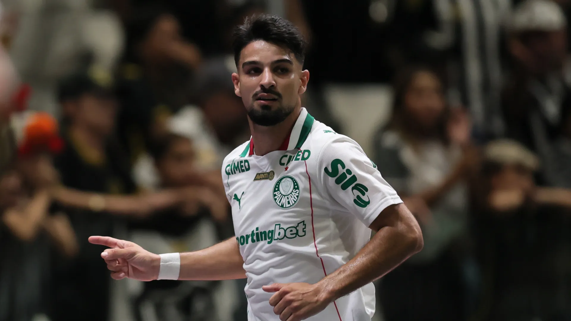 Flaco López comemorando pelo Palmeiras no Brasileirão – Foto: Gilson Lobo/AGIF