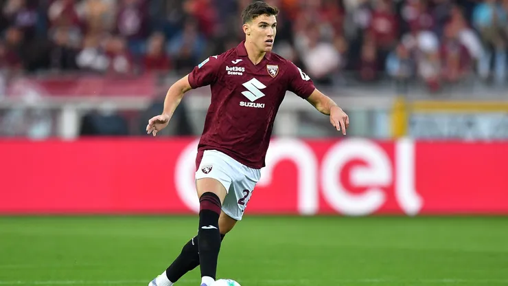 Botafogo recua por Di Cesare após exigência do Racing por venda definitiva - Foto Valerio PennicinoGetty Images