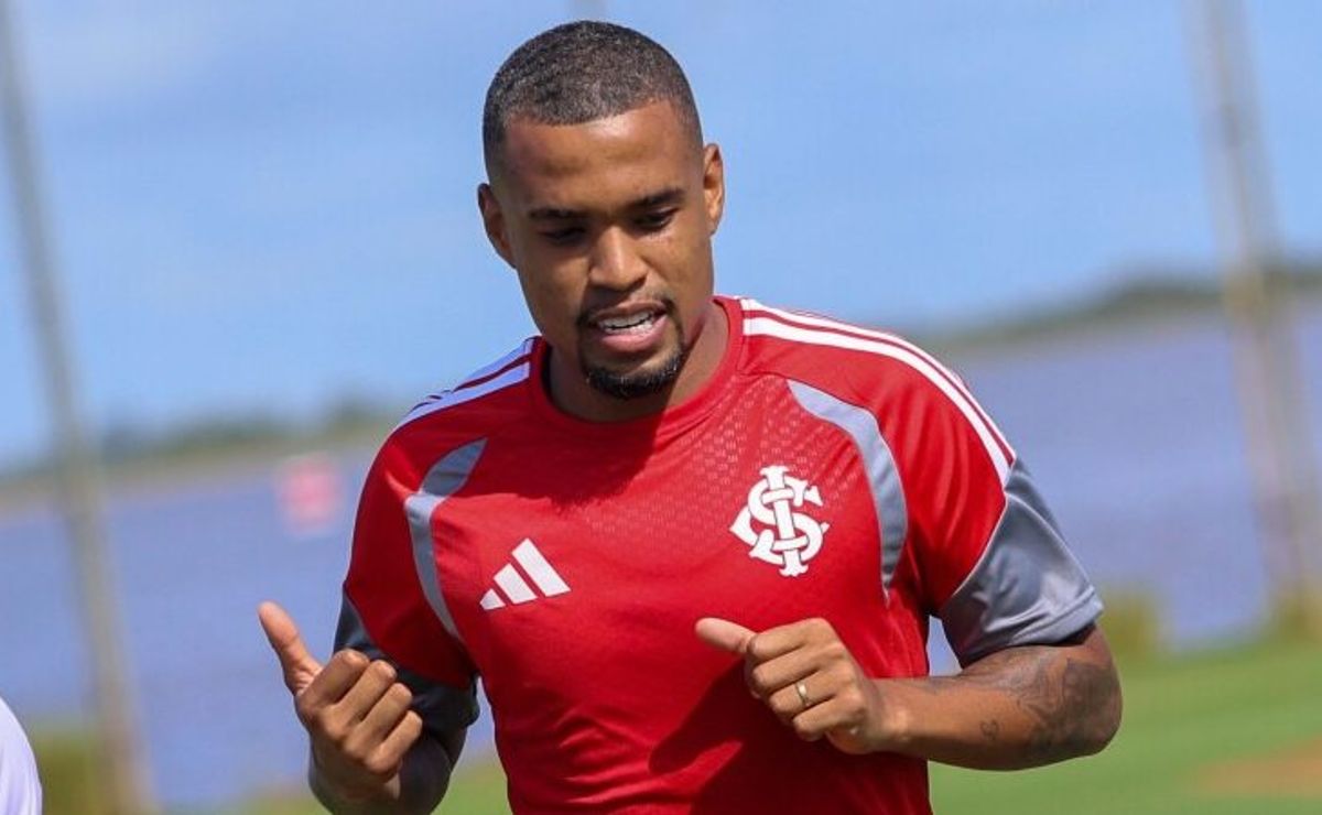 Escalação do Inter: Borré e Alerrandro ganham chance entre os titulares diante do Ypiranga