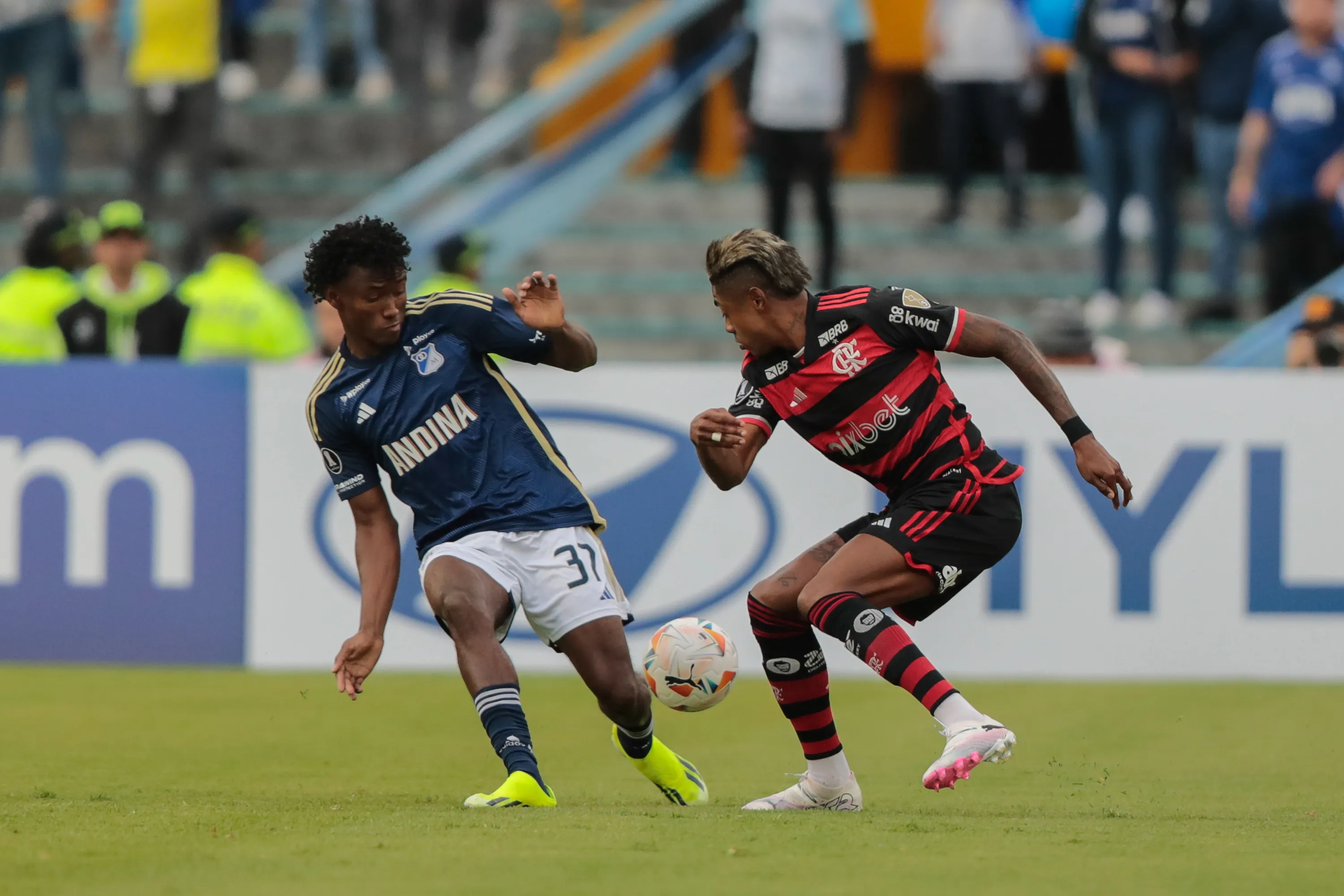 Hernández também pode estrear pelo Botafogo. Foto: Andres Rot/Getty Images.