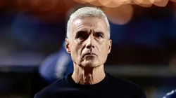 SP - SAO PAULO - 11/02/2026 - BRASILEIRO A 2026, SAO PAULO X GREMIO - Luis Castro tecnico do Gremio durante partida contra o Sao Paulo no estadio Morumbi pelo campeonato Brasileiro A 2026. Foto: Marcello Zambrana/AGIF