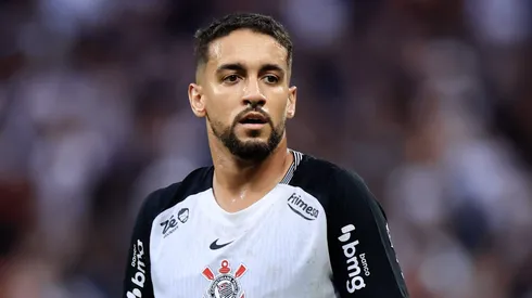 Matheus Pereira jogador do Corinthians durante partida contra o Sao Paulo no estadio Arena Corinthians pelo campeonato Paulista 2026. Foto: Marcello Zambrana/AGIF