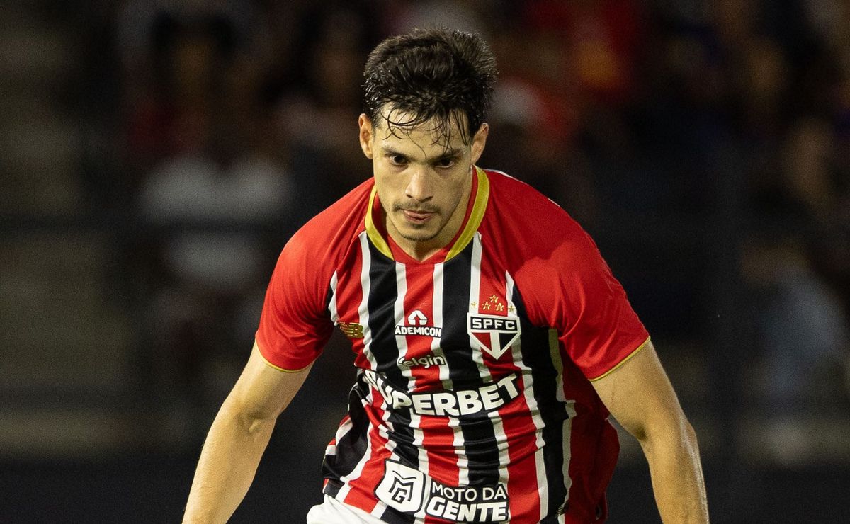 São Paulo vence Red Bull Bragantino e é o primeiro semifinalista do Campeonato Paulista 2026