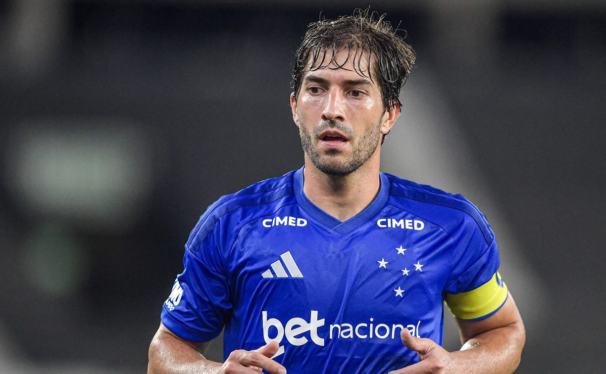 Cruzeiro vence o Pouso Alegre e larga em vantagem na semifinal do Mineiro