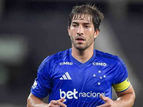 Cruzeiro vence e fica a um passo da final do Mineiro