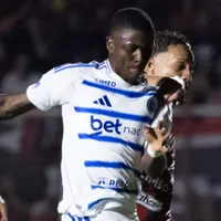 Tite consola Néiser Villarreal em vitória do Cruzeiro