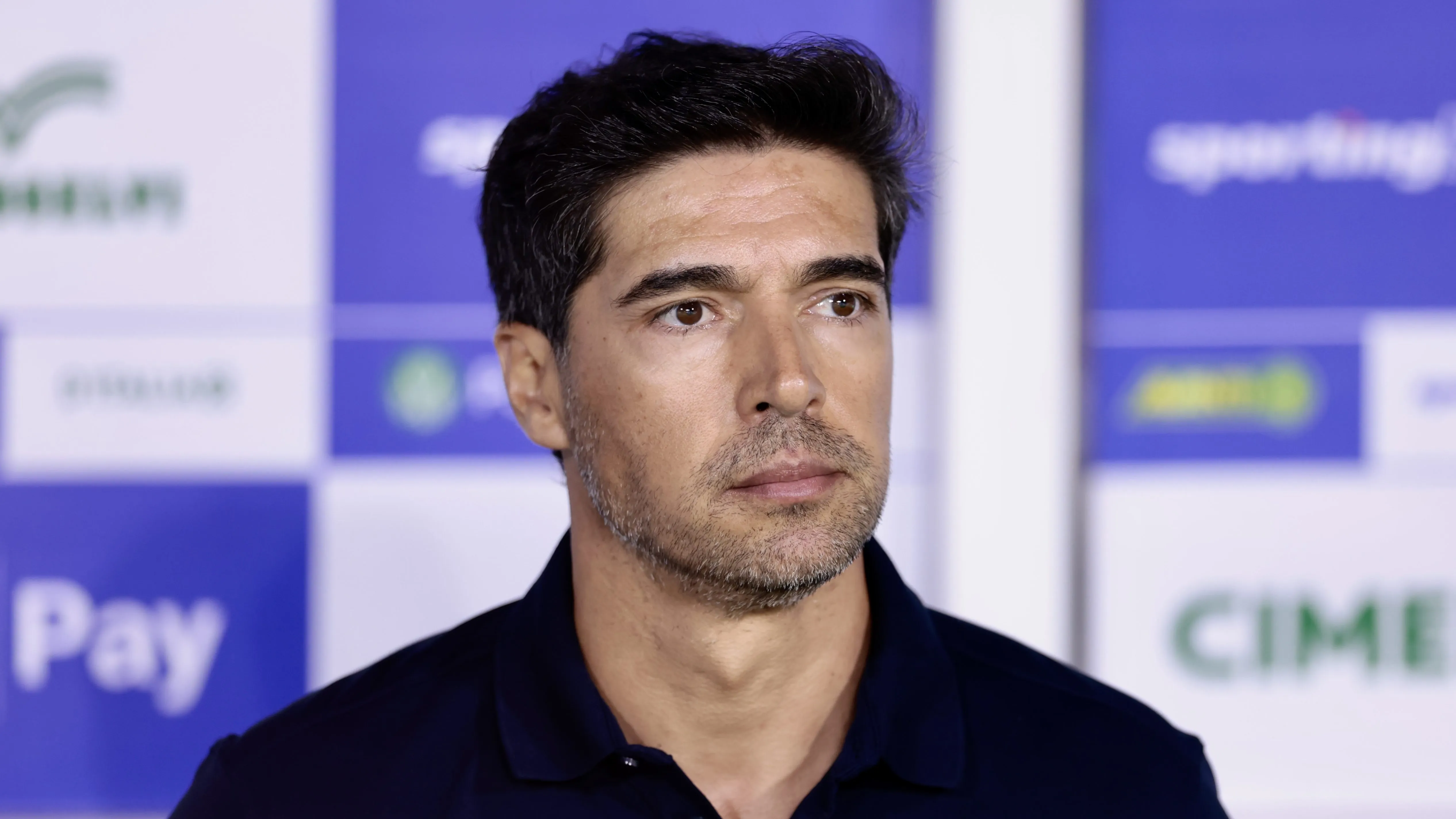Abel Ferreira, tecnico do Palmeiras, durante partida contra o Capivariano no estadio Arena Barueri pelo campeonato Paulista 2026. Foto: Marcello Zambrana/AGIF