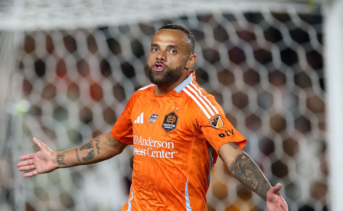 Guilherme estreia na MLS com dois gols e virada do Houston Dynamo chega ao Santos