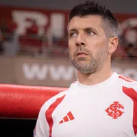 Pezzolano declara o Grêmio favorito no Gauchão após classificação do Inter