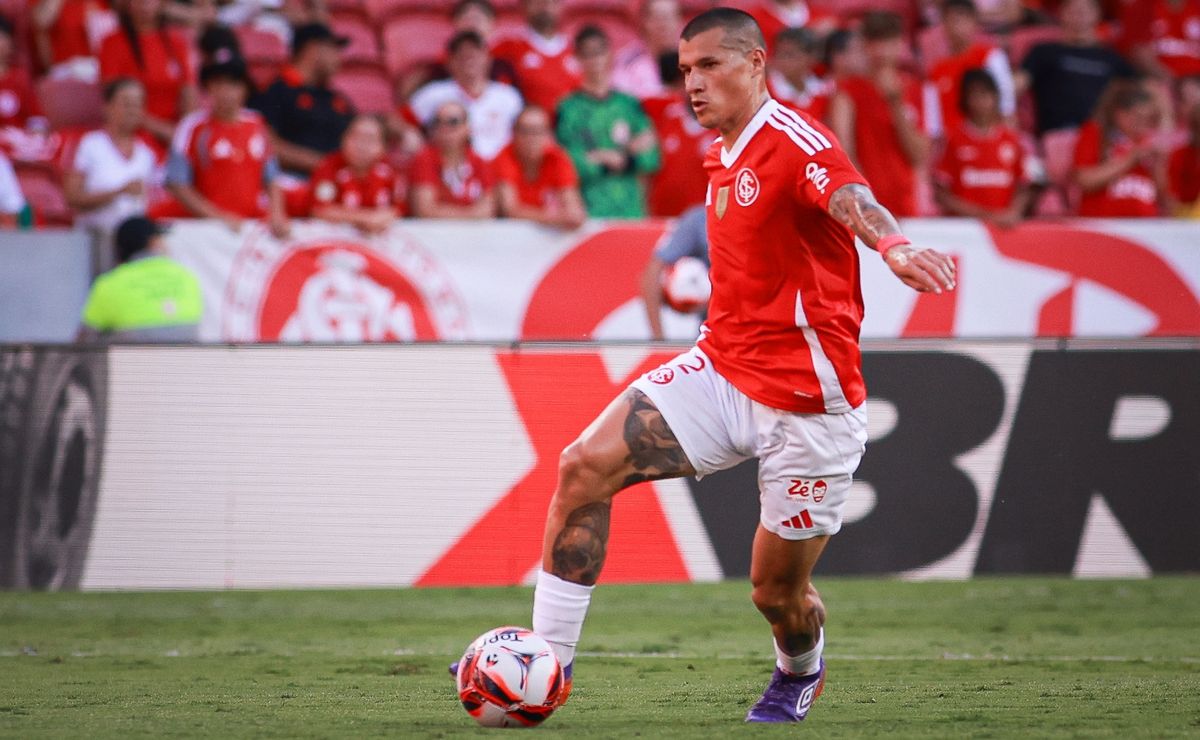 Internacional pode definir saída de Alan Benítez para o Libertad, após desistência do Cerro Porteño