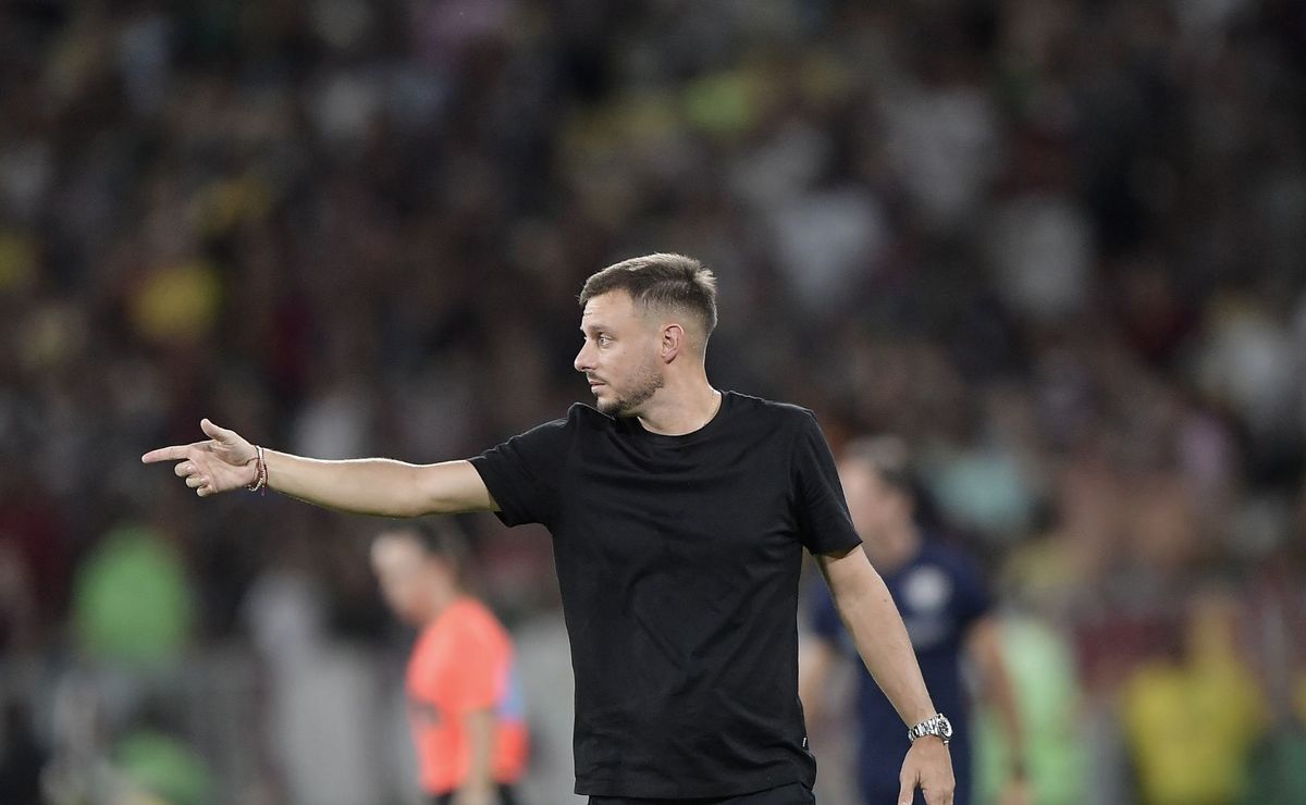 Anselmi testa reservas, encontra respostas e ganha fôlego para decisão do Botafogo na Libertadores