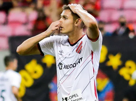 Botafogo não desiste de Lucas Fasson e mantém interesse no zagueiro