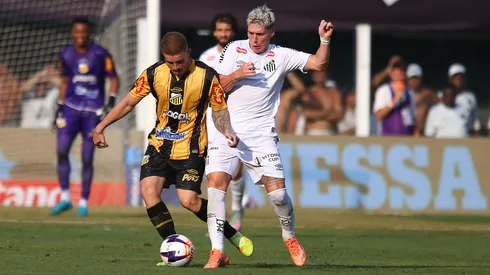 Benjamin Rollheiser jogador do Santos durante partida contra o Novorizontino no estadio Vila Belmiro pelo campeonato Paulista 2026. Foto: Mauricio De Souza/AGIF