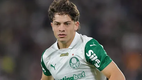 Giay é bem avaliado no mercado.