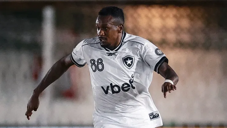 Edenilson em sua estreia pelo Botafogo. Foto: Vítor Silva/ BFR