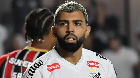 Gabigol foi alvo de ironias e críticas em partida contra o Novorizontino-SP
