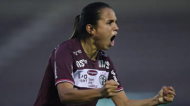 Jogadora da Ferroviária. Foto: Pedro Zacchi/AGIF
