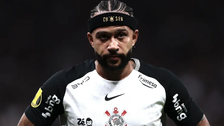 Memphis ainda não alcançou sua plenitude e Dorival está preocupado - Foto: Marcello Zambrana/AGIF