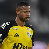Técnico interino do Atlético-MG justifica a não utilização de Júnior Santos