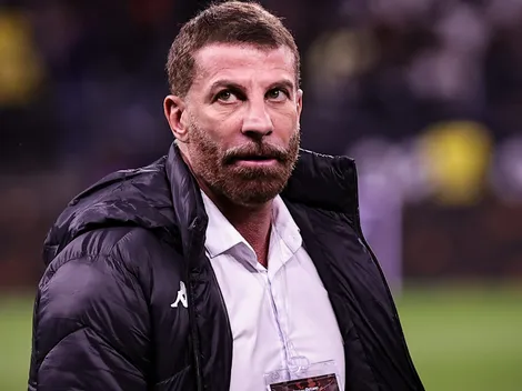 Vasco convoca reunião por novo treinador após demissão de Diniz