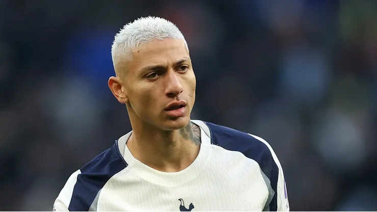 Richarlison não deve continuar no Tottenham - Foto: Julian Finney/Getty Images