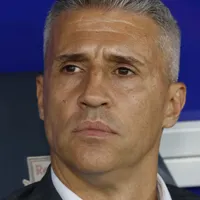 Crespo conversa com Pablo Maia e Negrucci e reforça confiança em volantes do São Paulo