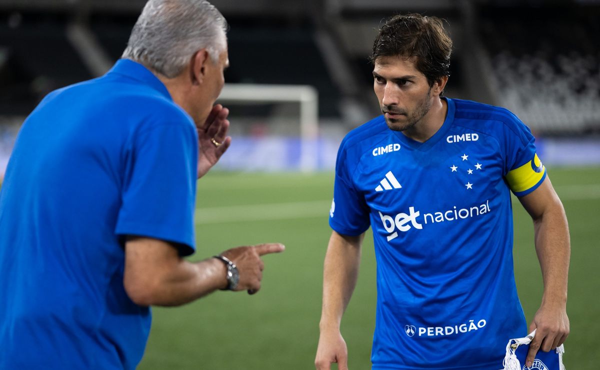 Lucas Silva revela conselho de Tite que o ajudou a marcar pelo Cruzeiro