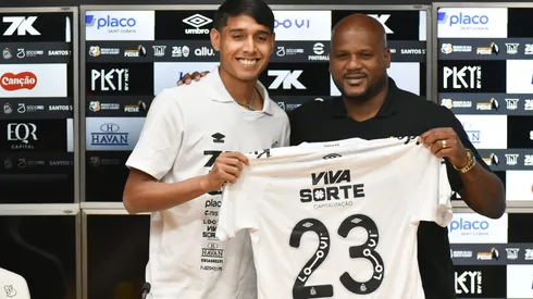 Alexis Duarte flopou no Santos – Foto: Jota Erre/AGIF.