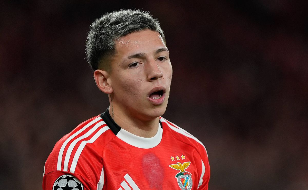 Uefa suspende Prestianni, do Benfica, por acusação de racismo contra Vinícius Júnior