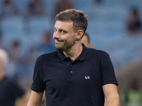 Anselmi liga com elenco curto e departamento médico lotado no Botafogo