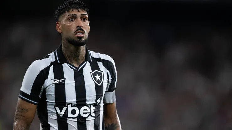 Barboza é um dos principais nomes do Botafogo em 2026 - Foto: Jorge Rodrigues/AGIF