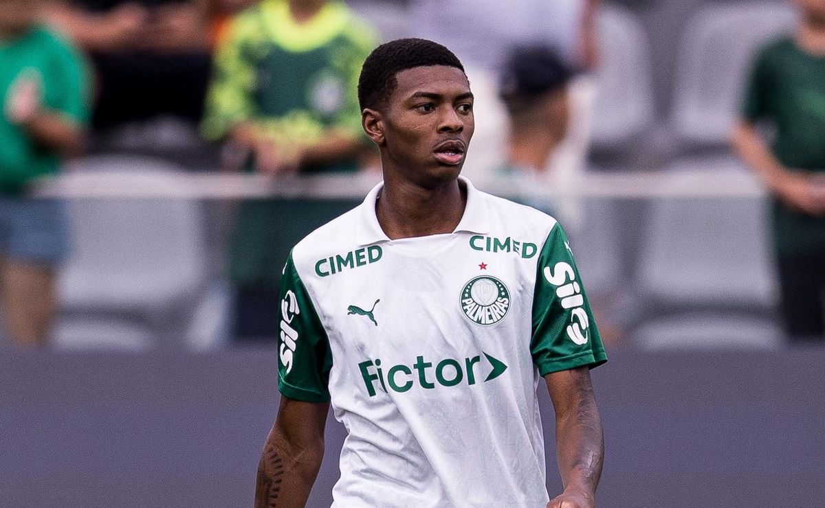 André Lucas cresce na temporada pelo Palmeiras e se destaca para o clássico contra o São Paulo