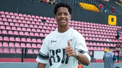 Zé Lucas interessa ao Botafogo.