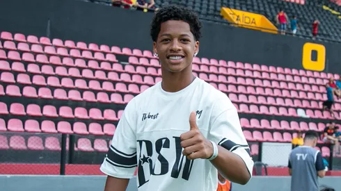 Zé Lucas interessa ao Botafogo.