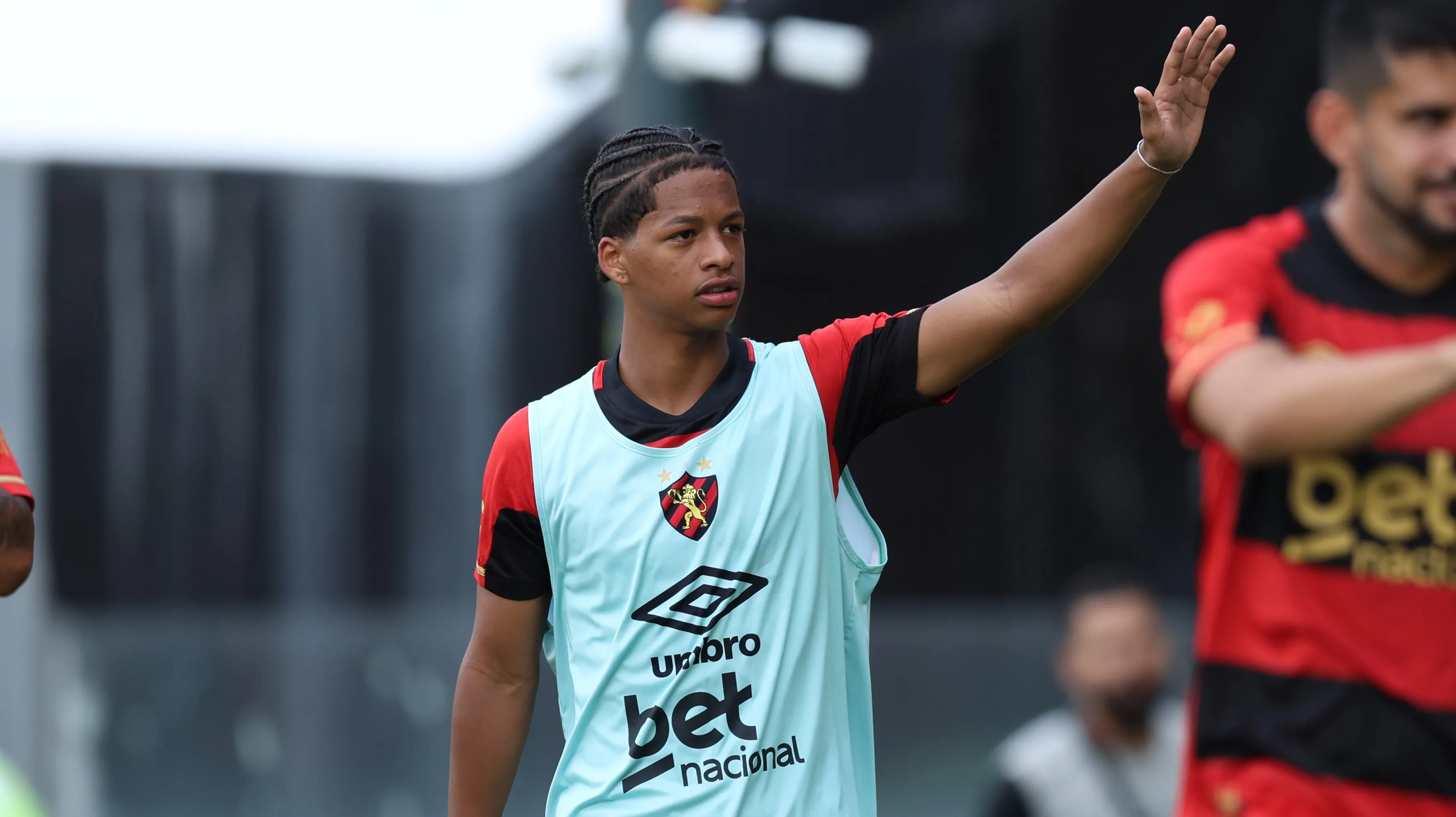 Zé Lucas pode reforçar o Botafogo - Foto: Marlon Costa/AGIF.