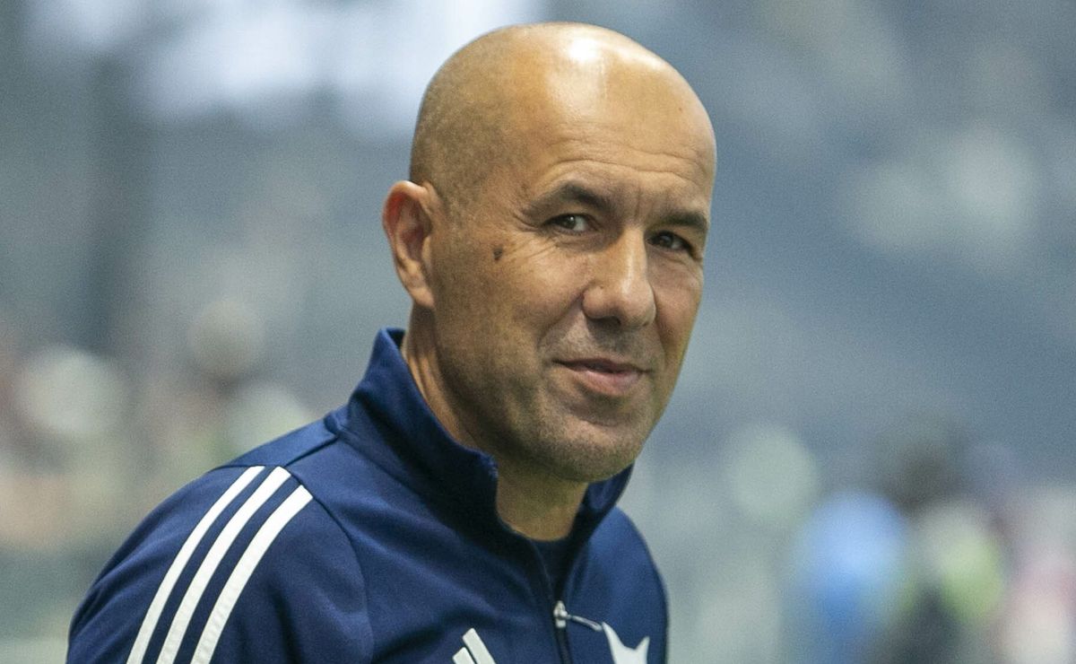 Leonardo Jardim topa voltar ao Brasil e contato do Cruzeiro só vai acontecer após demissão de Tite