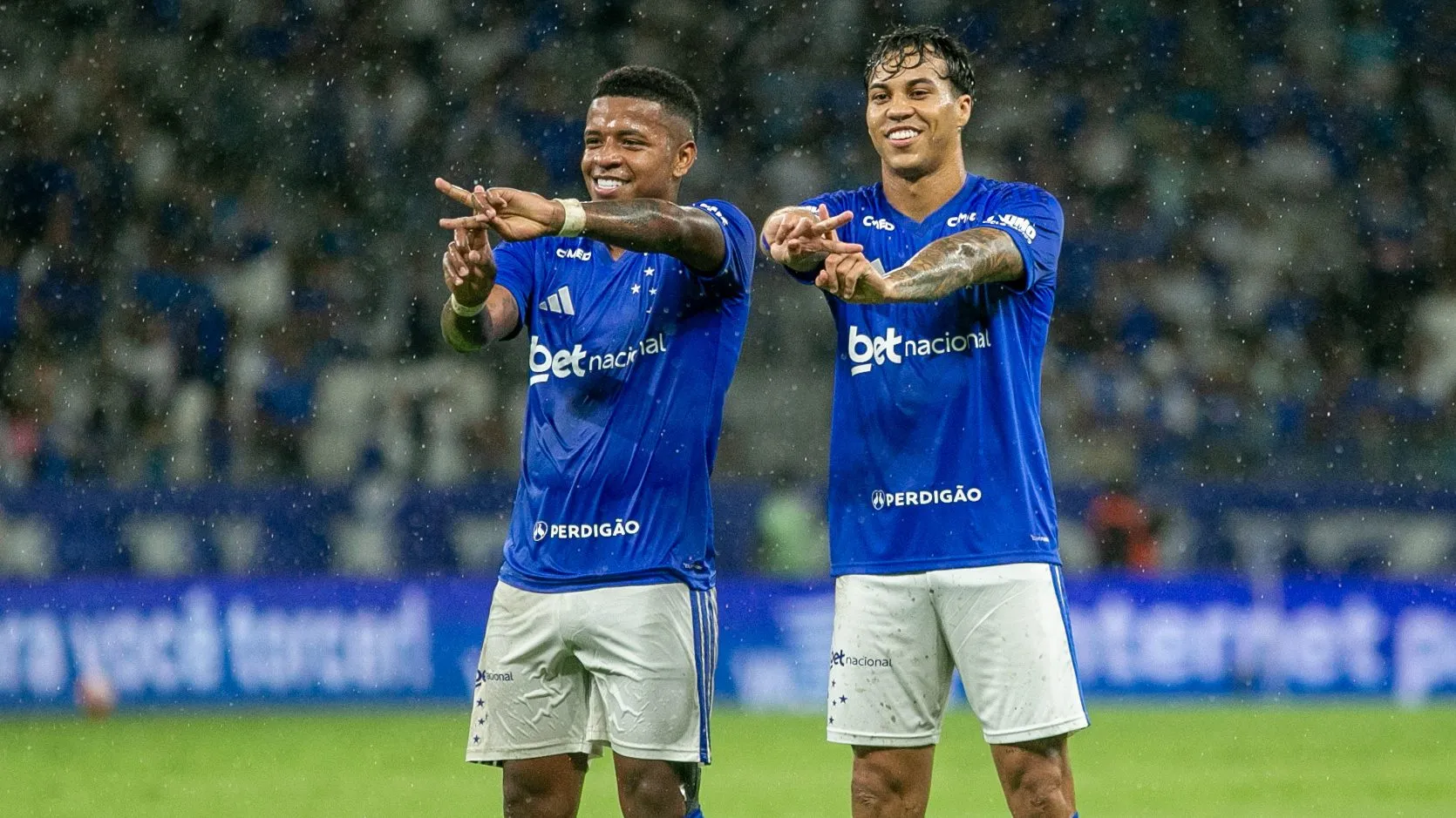 Kaio Jorge jogador do Cruzeiro comemora seu gol durante partida contra o America-MG no estadio Mineirao pelo campeonato Mineiro 2026. Foto: Fernando Moreno/AGIF