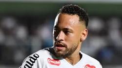 Neymar Jr. jogador do Santos durante partida contra o Velo Clube.