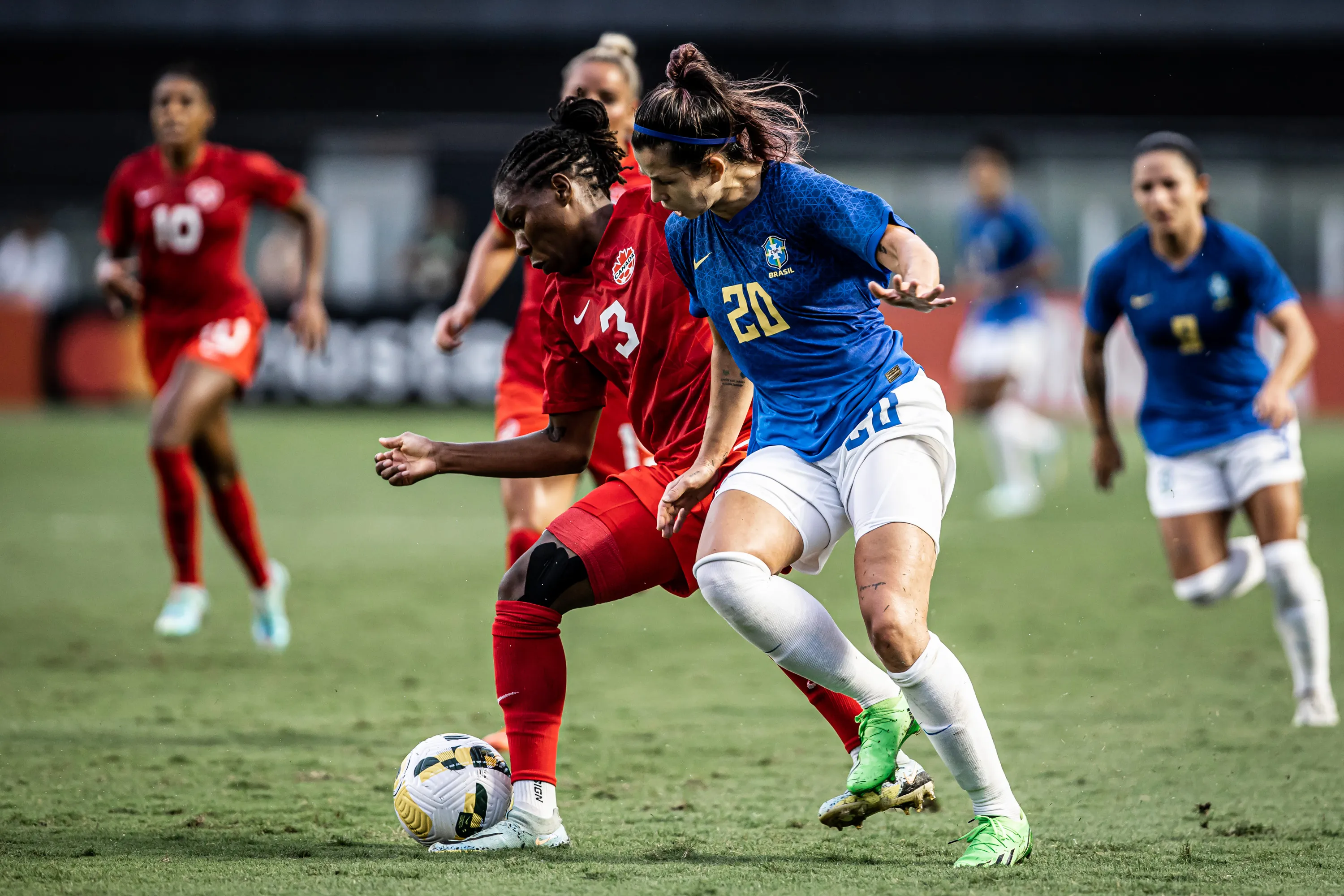 Brasil x Canadá. Foto: Raul Baretta/AGIF