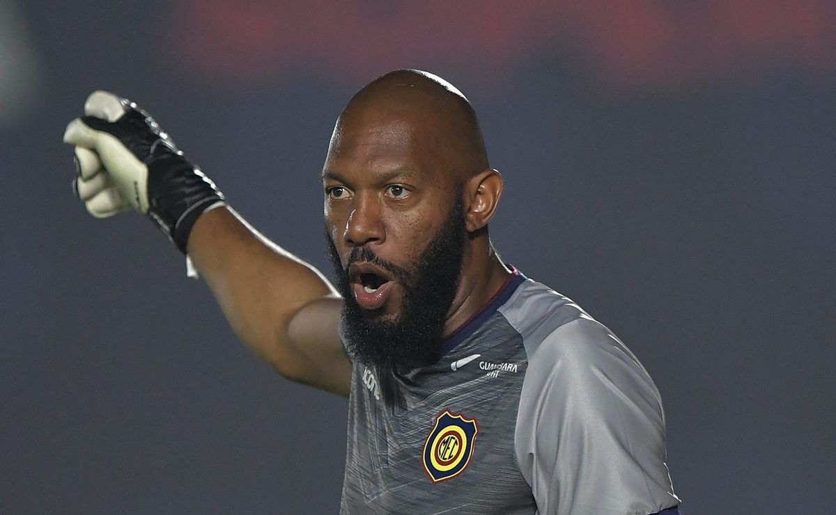 Neguete, goleiro do Madureira, manda recado sobre Flamengo após derrota: “É uma coisa surreal”