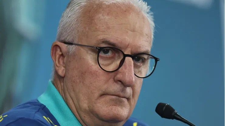 Seleção está perto de completar um ano sem o comando de Dorival