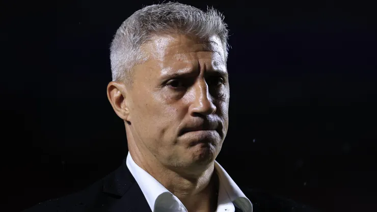 Crespo estaria em lista de cotados para assumir o comando do River Plate
