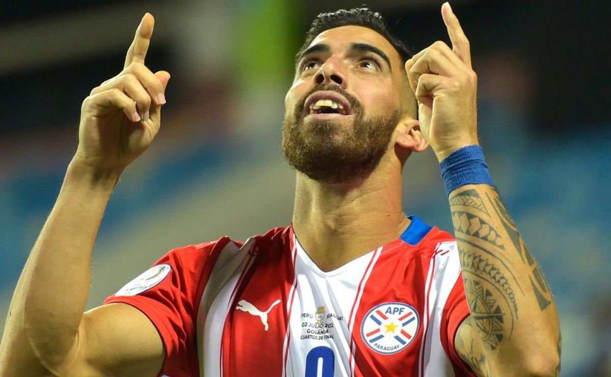 Gabriel Ávalos no Fluminense pode acontecer após contraproposta do Independiente-ARG para liberar o atacante