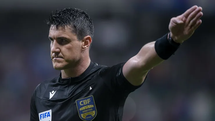Rafael Klein irá apitar Inter e Grêmio - Foto: Jhony Pinho/AGIF